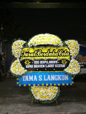 Papan Bunga Duka di Surakarta